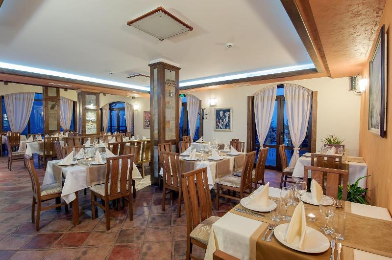 Oak Residence Hotel Relax image