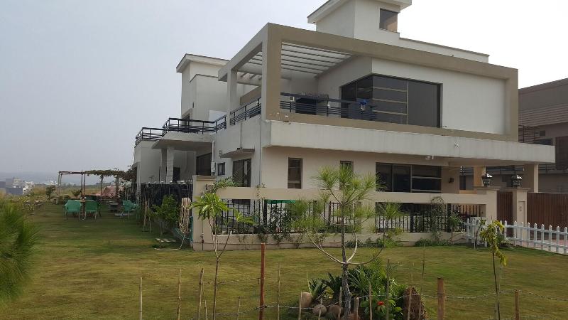Valley View Villa image