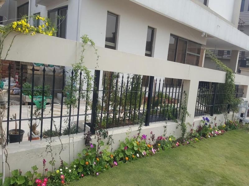 Valley View Villa image
