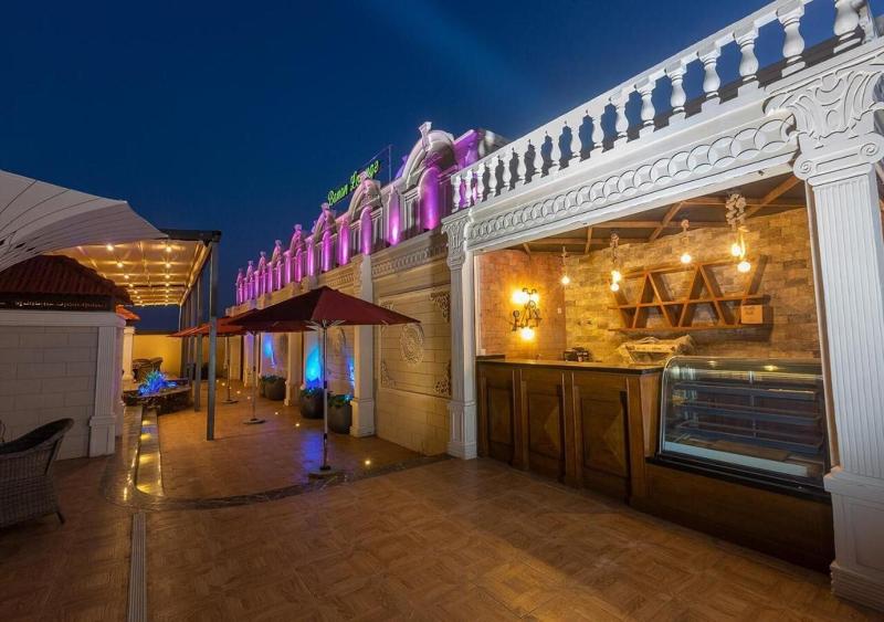 Banan Hotel Suite image