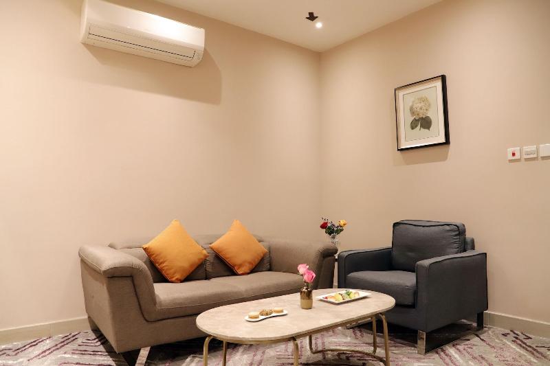 Banan Hotel Suite image