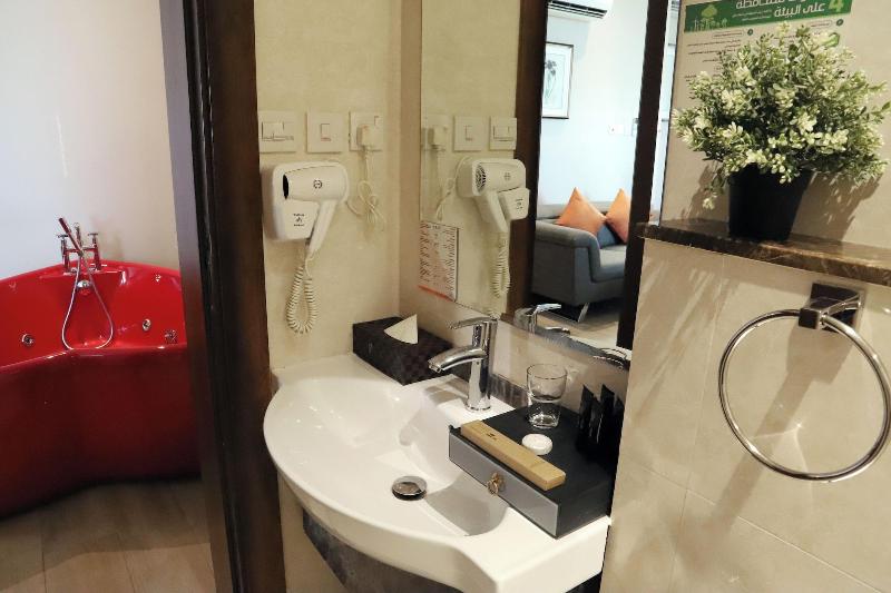 Banan Hotel Suite image