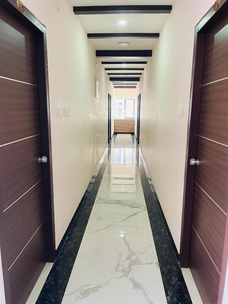 Nb Venkaeswara Grand Inn