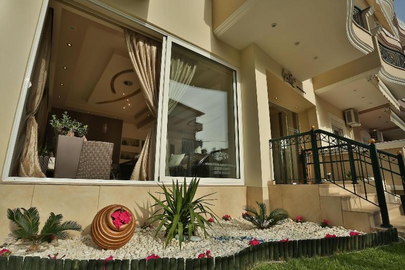 Irida Apartments image