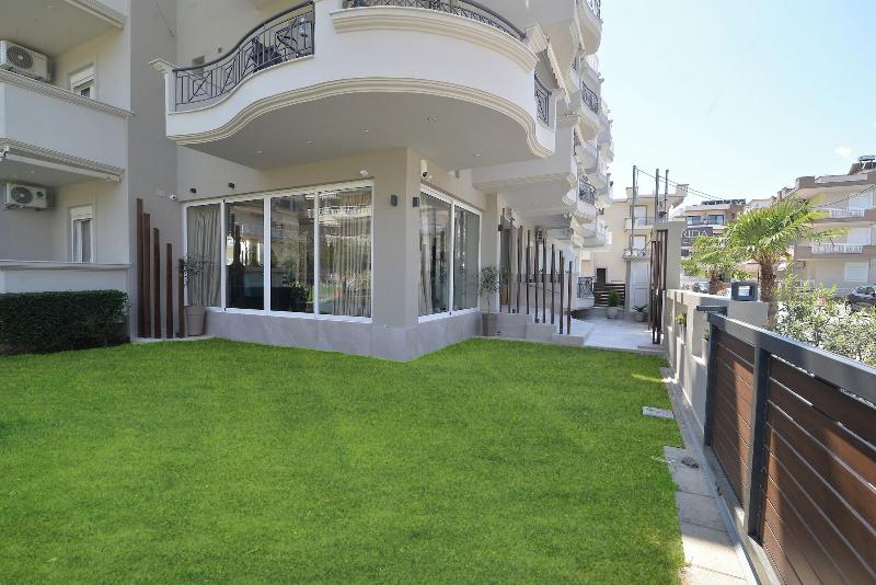 Irida Apartments image