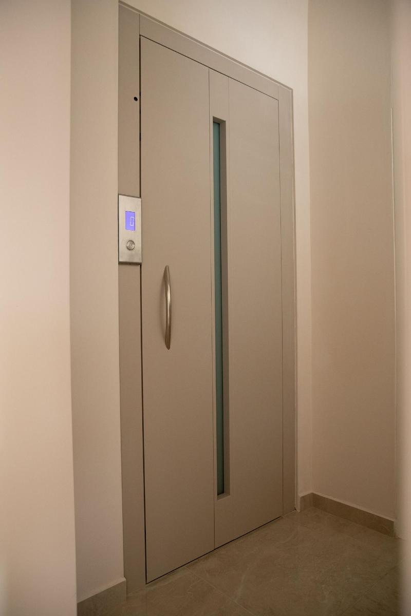 Irida Apartments image