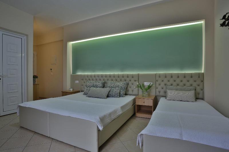 Irida Apartments image