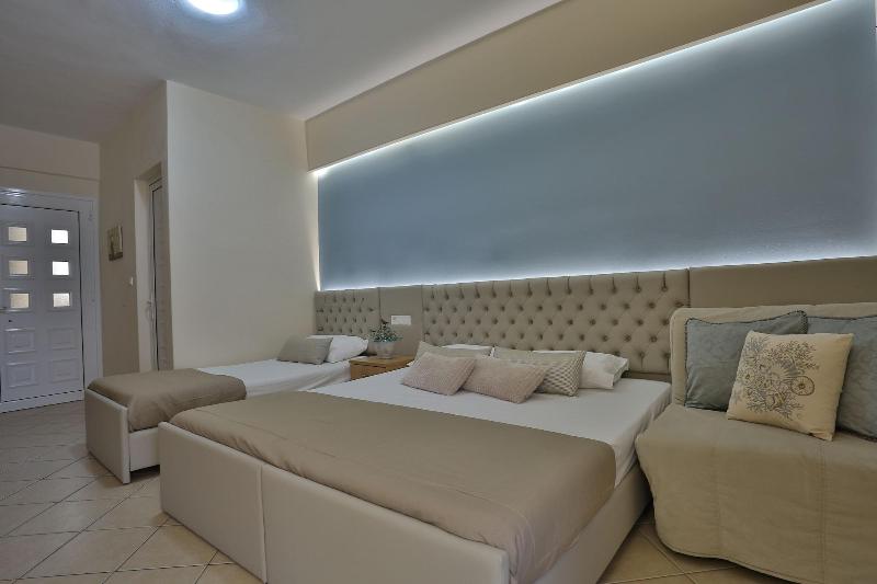 Irida Apartments image