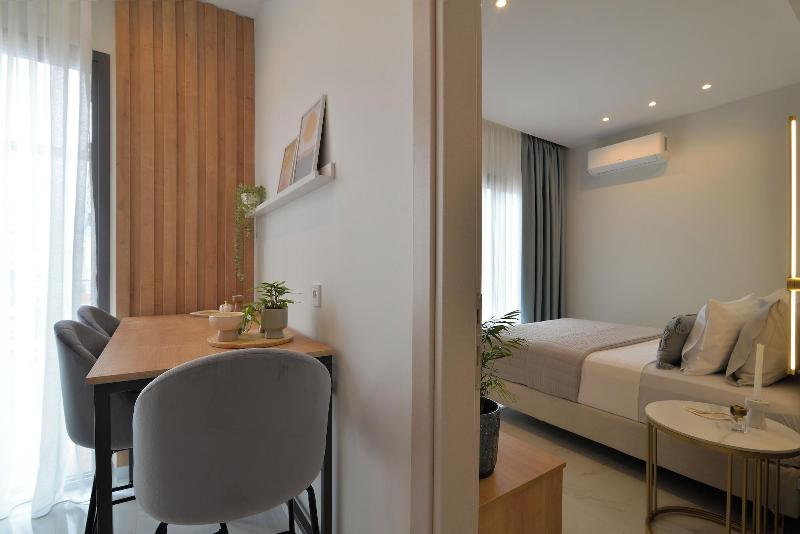 Irida Apartments image