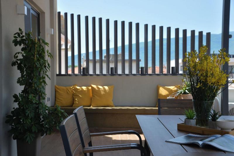 Irida Apartments image