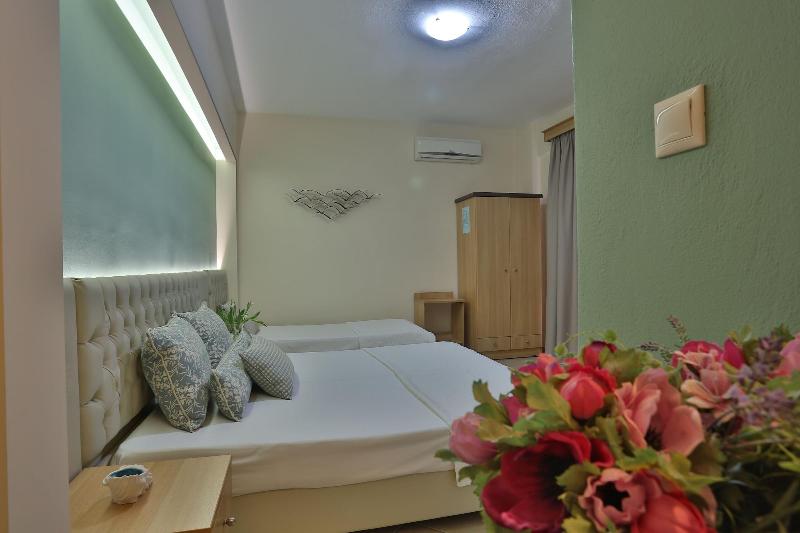 Irida Apartments image