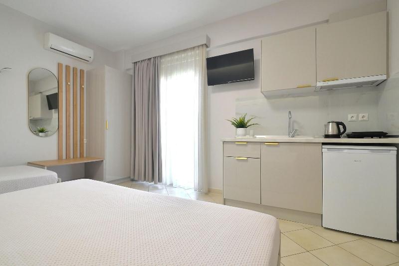 Irida Apartments image