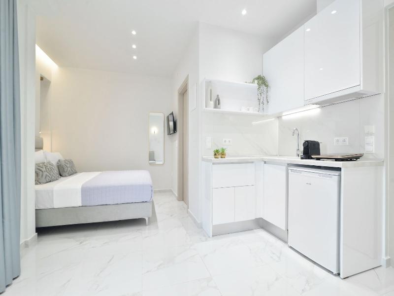 Irida Apartments image