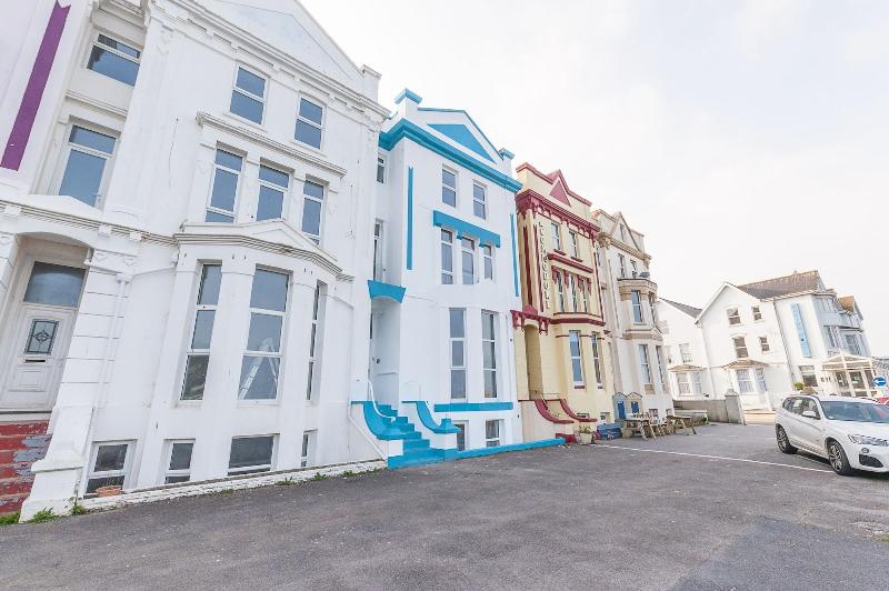 Five Way Apartments image