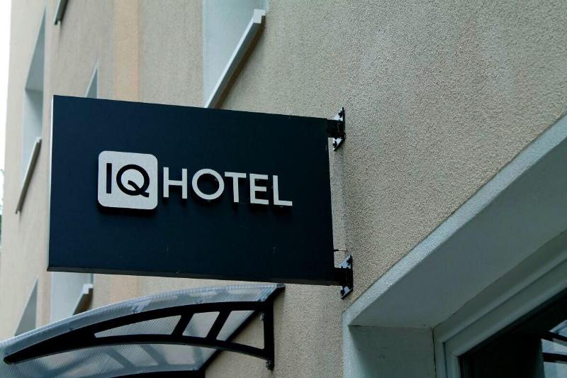 Iq Hotel image