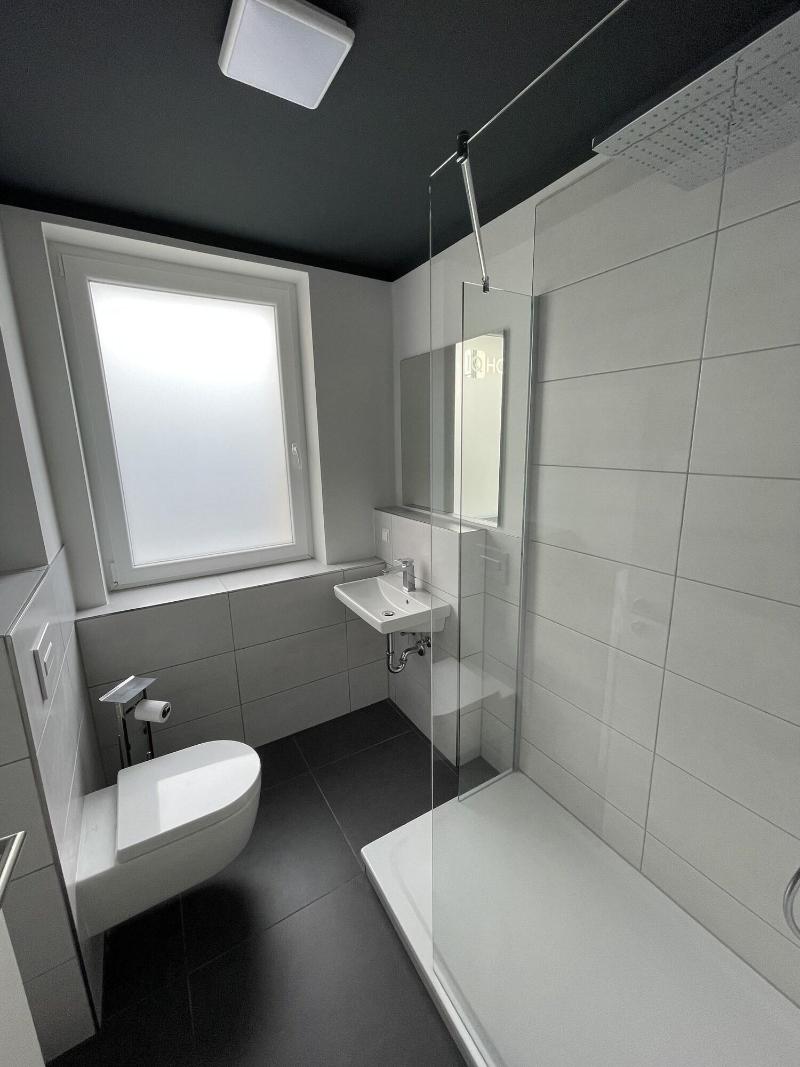 Iq Hotel image