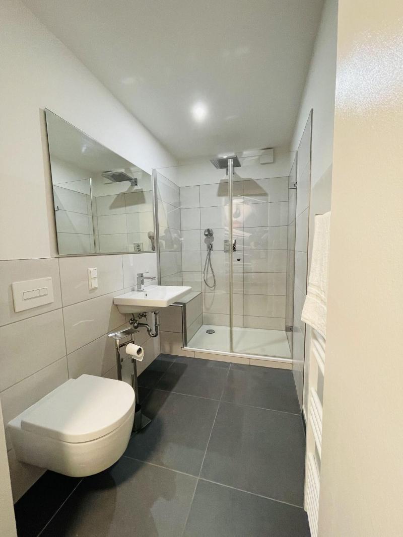 Iq Hotel image