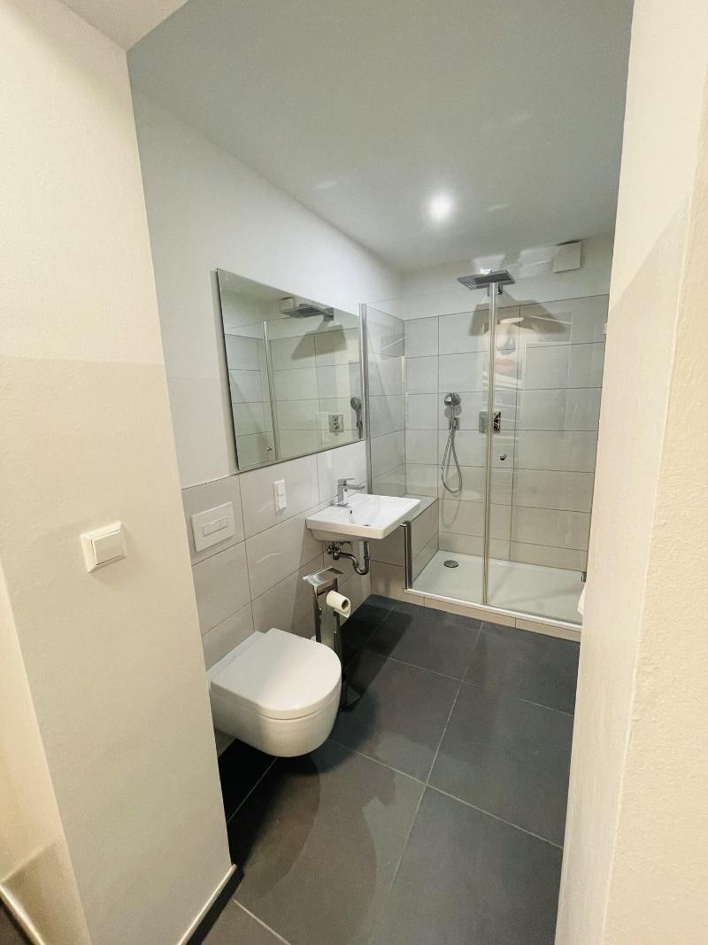 Iq Hotel image
