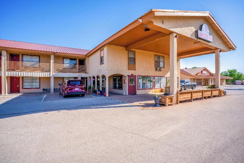 Lone Star Inn image