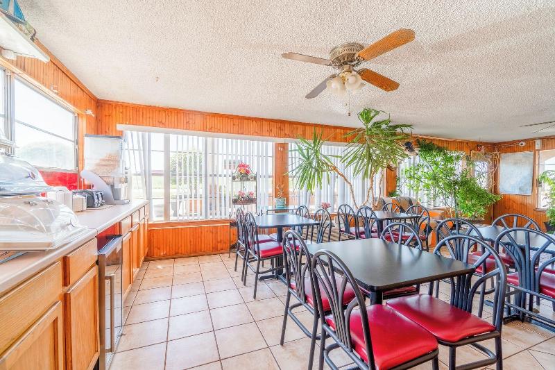 Lone Star Inn image