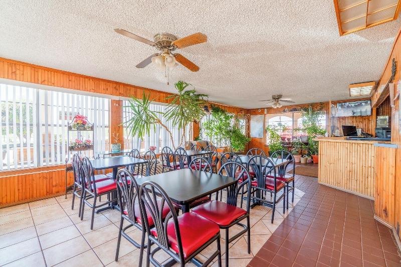 Lone Star Inn image