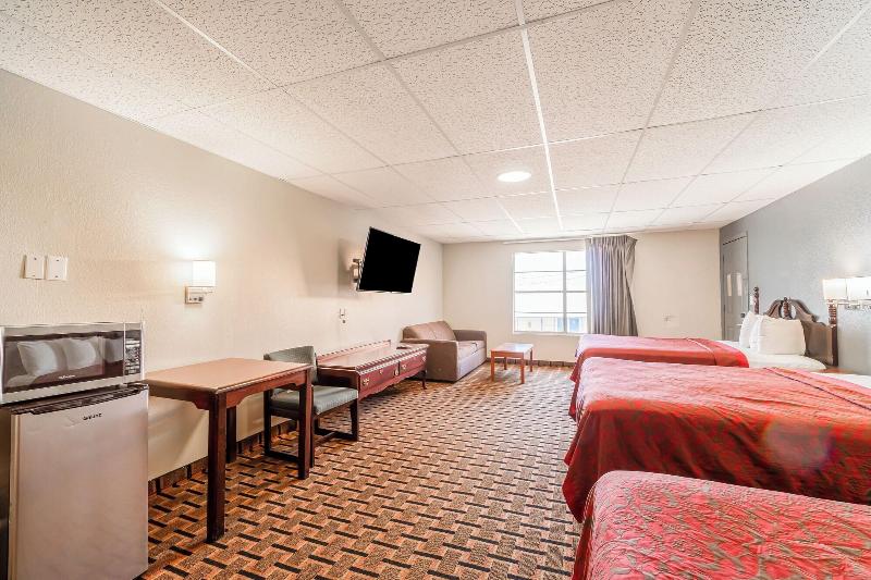 Lone Star Inn image