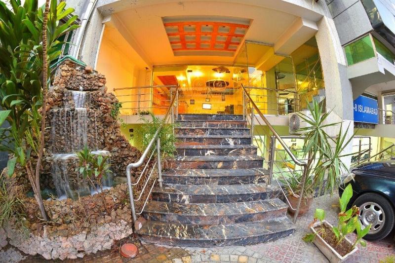 Ballagio Hotel image