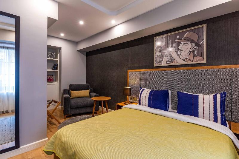 Sala Suites image