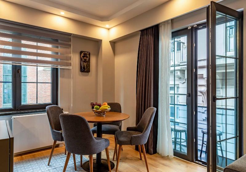 Sala Suites image
