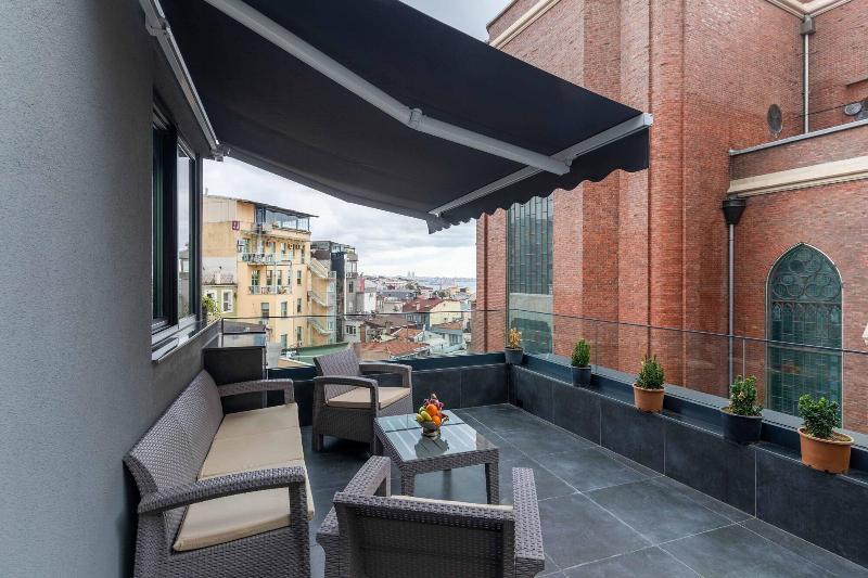 Sala Suites image