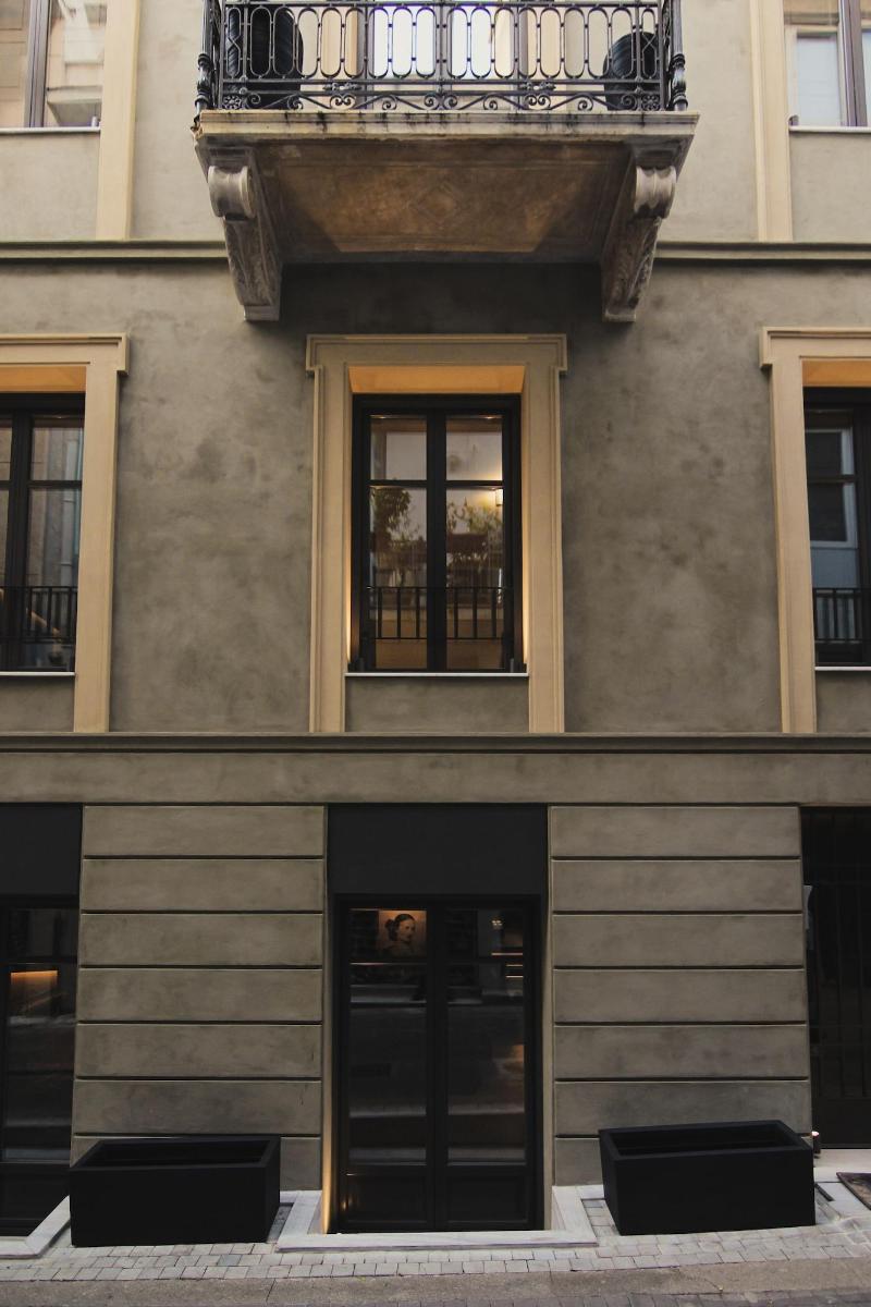 Nikiou Suites image