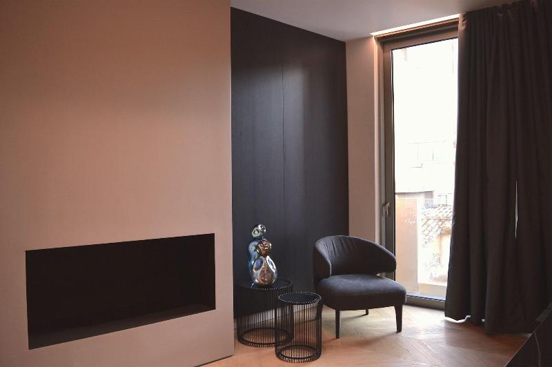 Nikiou Suites image
