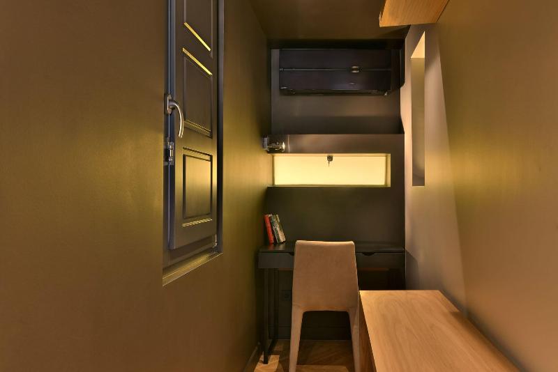 Nikiou Suites image