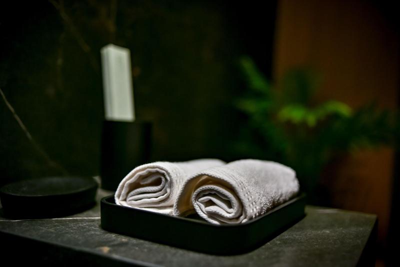 Nikiou Suites image