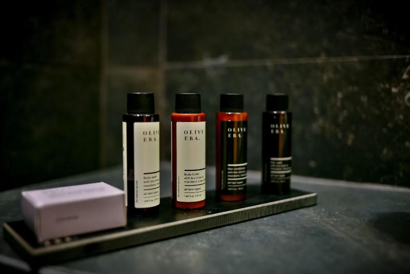 Nikiou Suites image