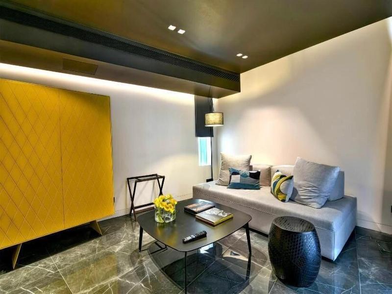 Nikiou Suites image