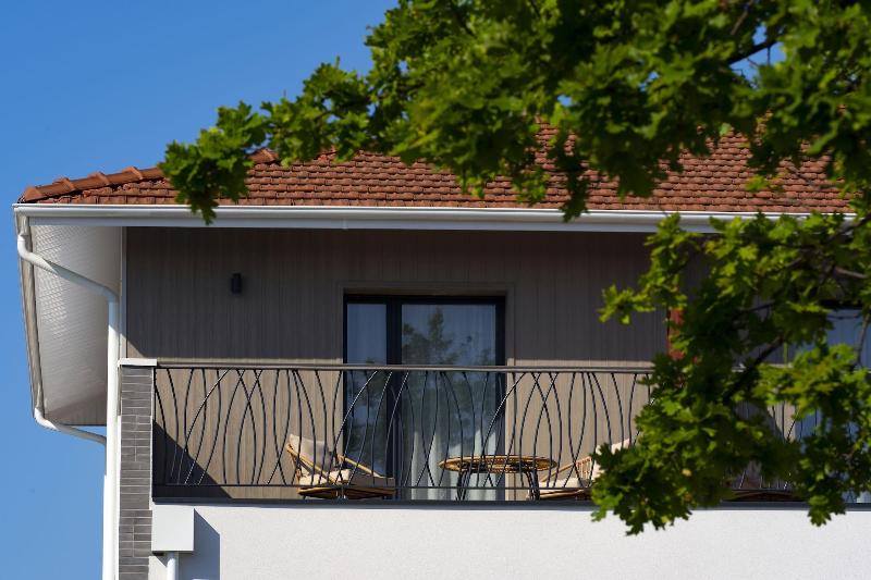 Hotel Le 25 image