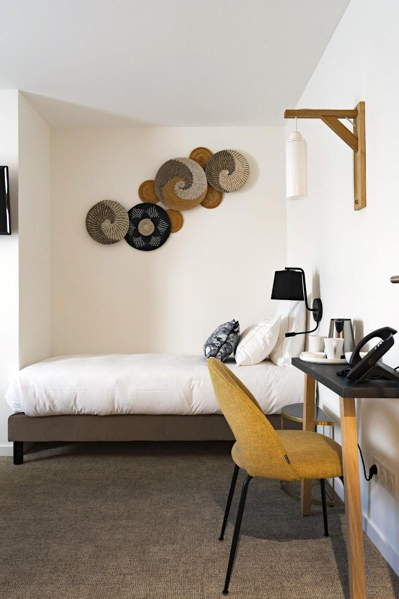Hotel Le 25 image