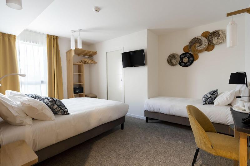Hotel Le 25 image