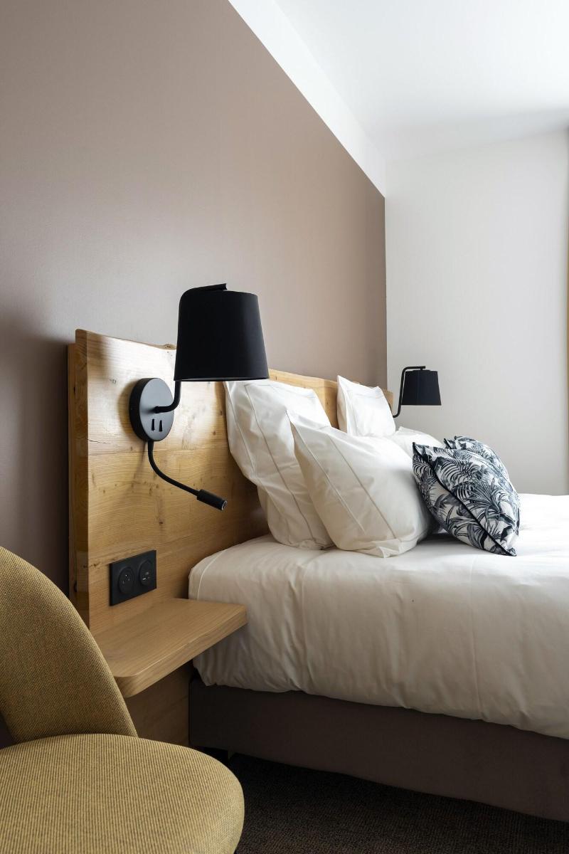 Hotel Le 25 image