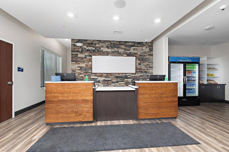 Creekside Hotel Parkville