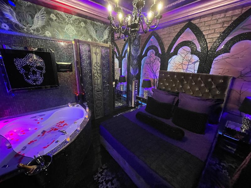 X Hotel Salem image