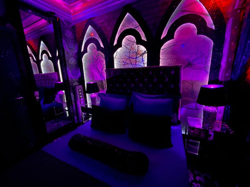 X Hotel Salem image