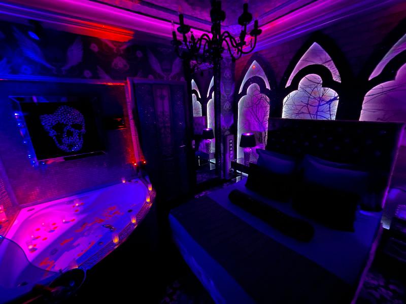 X Hotel Salem image