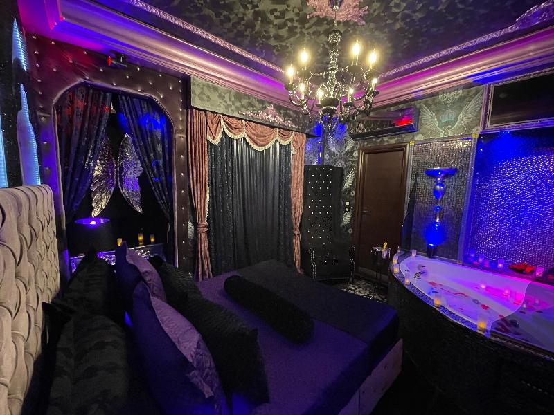X Hotel Salem image