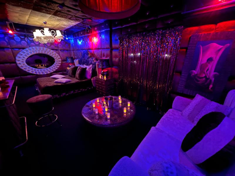 X Hotel Salem image