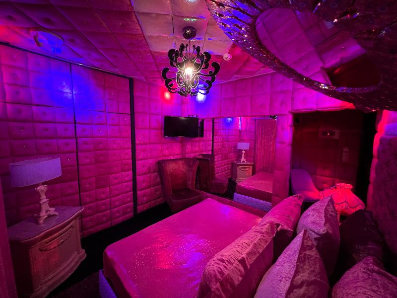 X Hotel Salem image