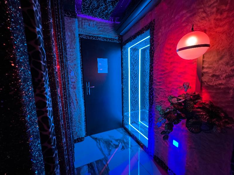 X Hotel Salem image
