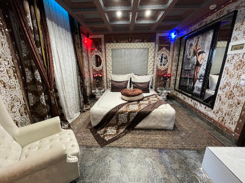 Xcite Hotel Salem image