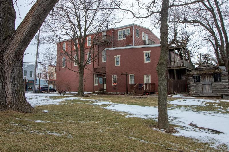 Nauvoo Temple House Hotel — general view